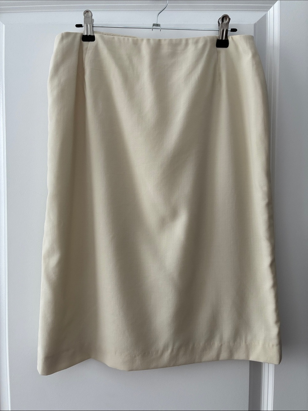 Hugo Boss Size 8 Wool-Blend Skirt - Cream